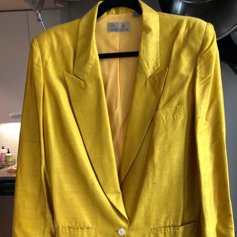 Amazing 90's Vintage Liz Claiborne Silk Blazer